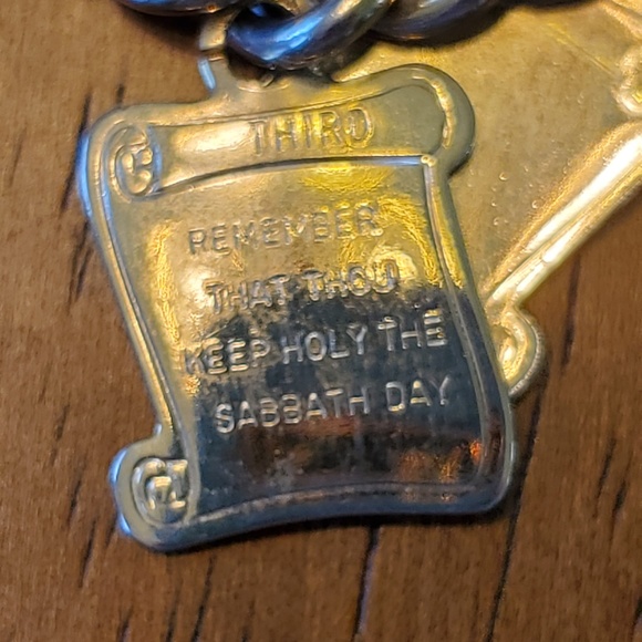 Ten Commandments Bracelet - Scroll Style - Picture 3 of 7